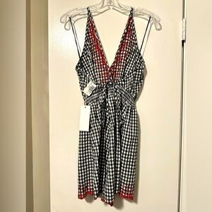 NWT Lush black and white romper size L
